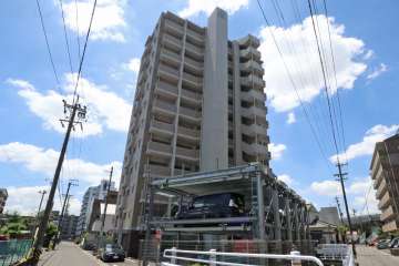 ファミリアーレ春日井駅前の外観（北東側から）