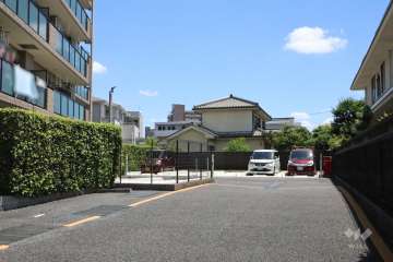 敷地内駐車場（屋外機械式）