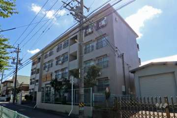 瑞穂パレスハイツA棟の外観（西側から）