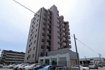 宝マンション味美第2の外観（北東側から）