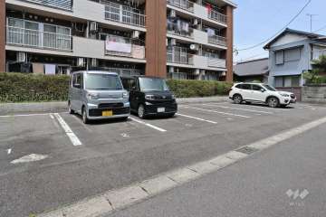 敷地内駐車場（屋外平面式）