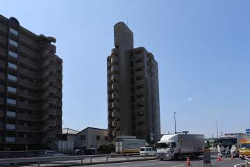 シャトー勝川3の外観(北側から）