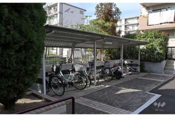 駐輪場（屋根付き）