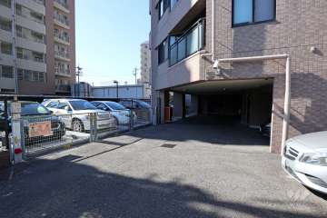 敷地内駐車場（屋外平面式）（屋外機械式）（屋内平面式）