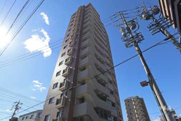 ラヴァンス春日井駅前の外観（北東側から）