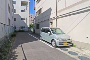 敷地内駐車場（屋外平面式）