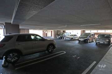 敷地内駐車場（屋内平面式）