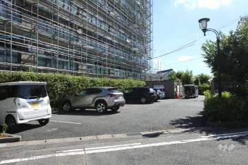 敷地内駐車場（屋外平面式）