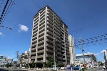 ライオンズシティ鳥居松の外観(東側から）