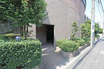 駐輪場の出入口