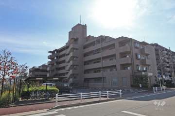 ソフィア藤山台ロイヤルヒルズ