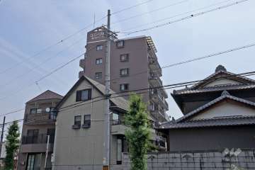 ユニーブル春日井パークの外観（西側から）