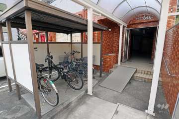 屋根付き駐輪場