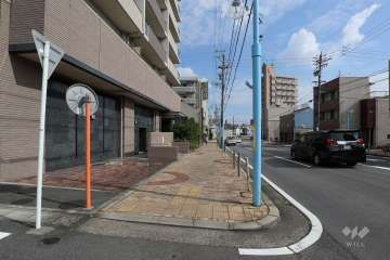 敷地南西側の前面道路