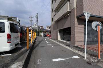 敷地北西側の前面道路
