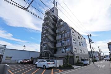 シャトー不二の外観（北西側から）