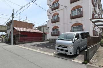 敷地内駐車場（屋外平面式）
