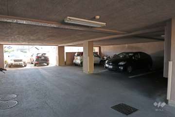 敷地内駐車場（屋内平面式）