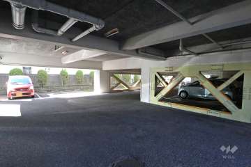 敷地内駐車場（屋内平面式）