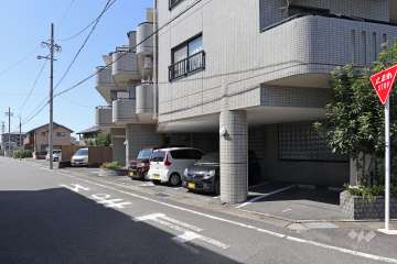 敷地内駐車場（屋内平面式・屋外平面式）