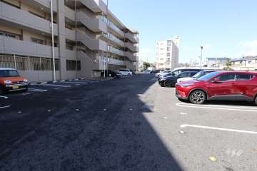 敷地内駐車場(屋外平面式)