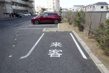 来客用駐車場