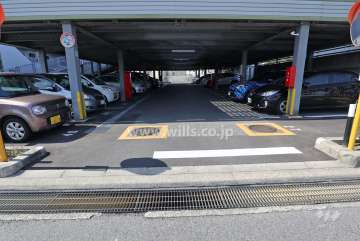 駐車場出入口