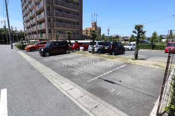 敷地内駐車場（屋外平面式）