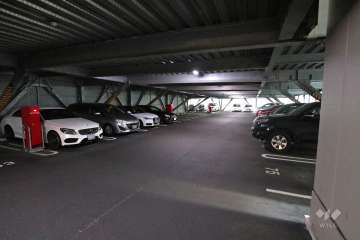 駐車場は平面式です。