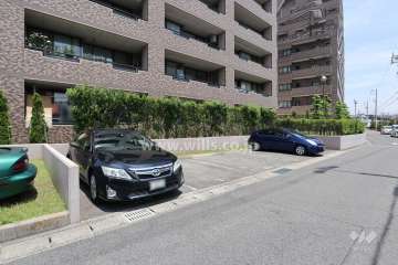 敷地内駐車場（屋外平面式）