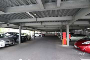 敷地内駐車場（屋内平面式）