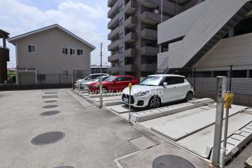 敷地内駐車場（屋外機械式）