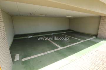 敷地内駐車場（屋内平面式）