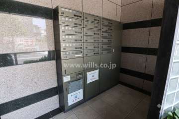 宅配ボックスと共用ポスト