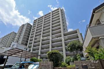 パークスクエア藤が丘の外観（東側から）