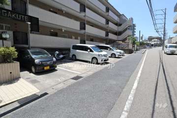 敷地内駐車場（屋外平面式）