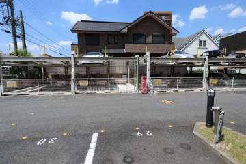 敷地内駐車場（屋外機械式）