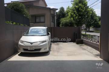 敷地内駐車場（屋外平面式）