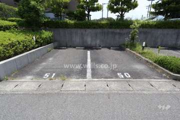 敷地内駐車場（屋外平面式）