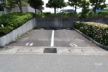 敷地内駐車場（屋外平面式）