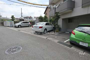 敷地内駐車場（屋外平面式）