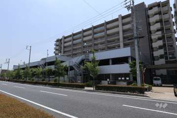 敷地内駐車場（平面自走式）