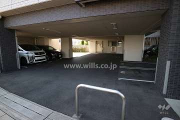 敷地内駐車場（屋内平面式）