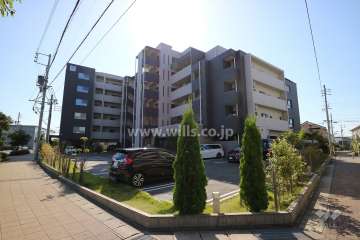 ロフティ長久手サウスヒルズの外観（北東側から）