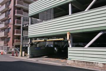 駐車場入り口