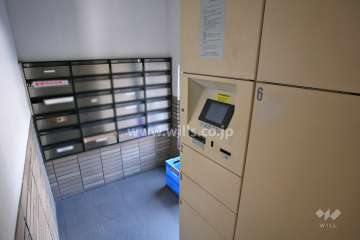 宅配ボックスと共用ポスト