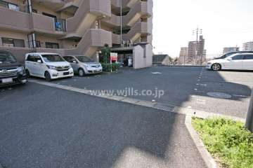 敷地内駐車場（屋外平面式）