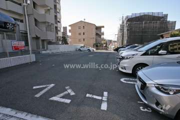 敷地内駐車場(屋外平面式)