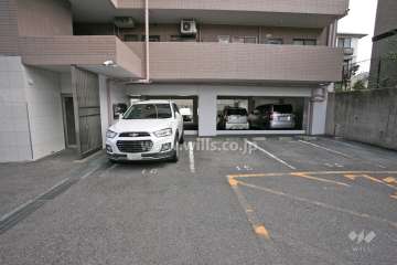 敷地内駐車場(屋外・屋内平面式)