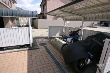 バイク置き場